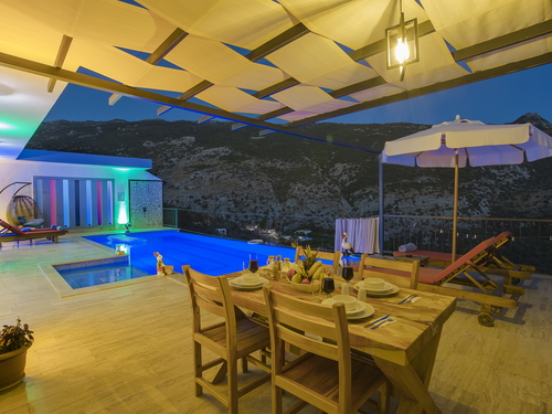  gece  -  Kasım
  | Kalkan İslamlar'da Jakuzili ve Isıtmalı Havuzlu Romantik Villa Tatili